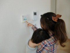 １０ｋＷ太陽光の説明を見て「これだったら買えるかも！」と思いました。